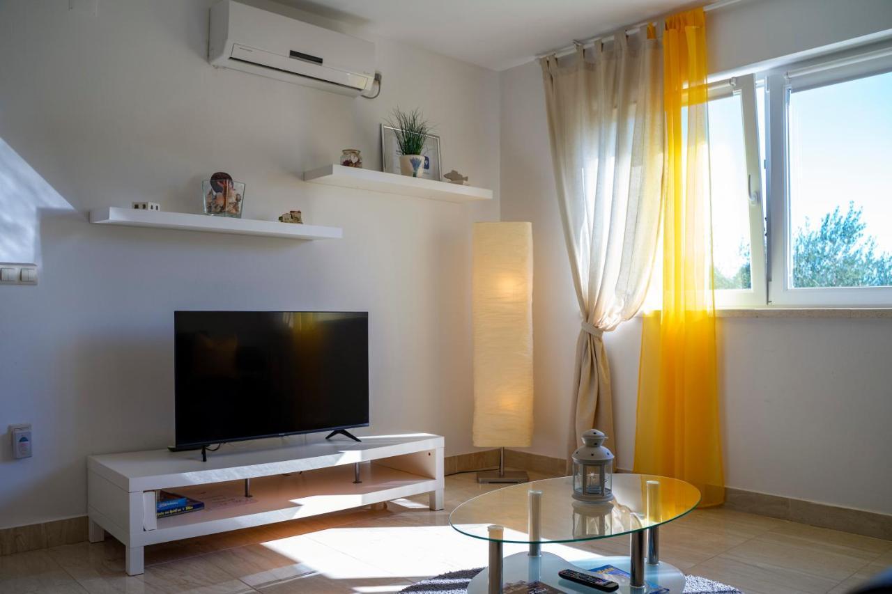 House Fidulic - Apartment The Lavender Lumbarda Exterior foto